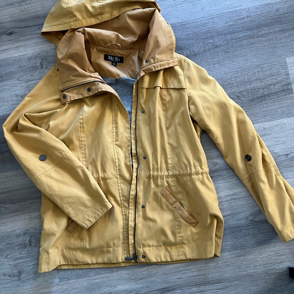 Lightweight Yellow Rain Jacket - image 3